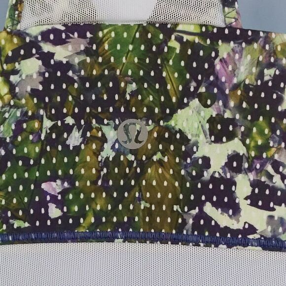 Lululemon Women Tank top Size 4 - Picture 4 of 8